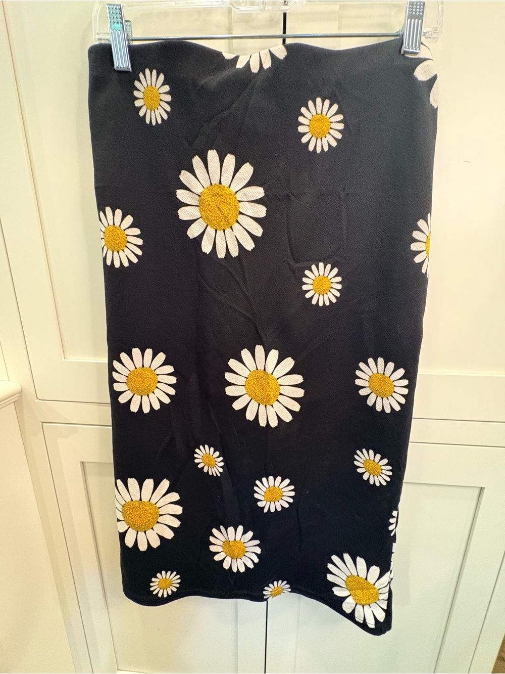 Doublju Black Midi Skirt with White & Yellow Daisy Pattern